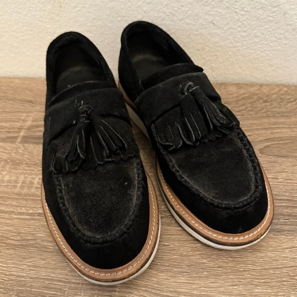 Doc Martens Annah Soft Nubuck Suede Loafers in Black, Size 5 - Picture 2 of 7